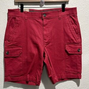 CHAPS Mens‎ Red Cargo Shorts** SIZE 32 RELAXED** NWT**READ BELOW